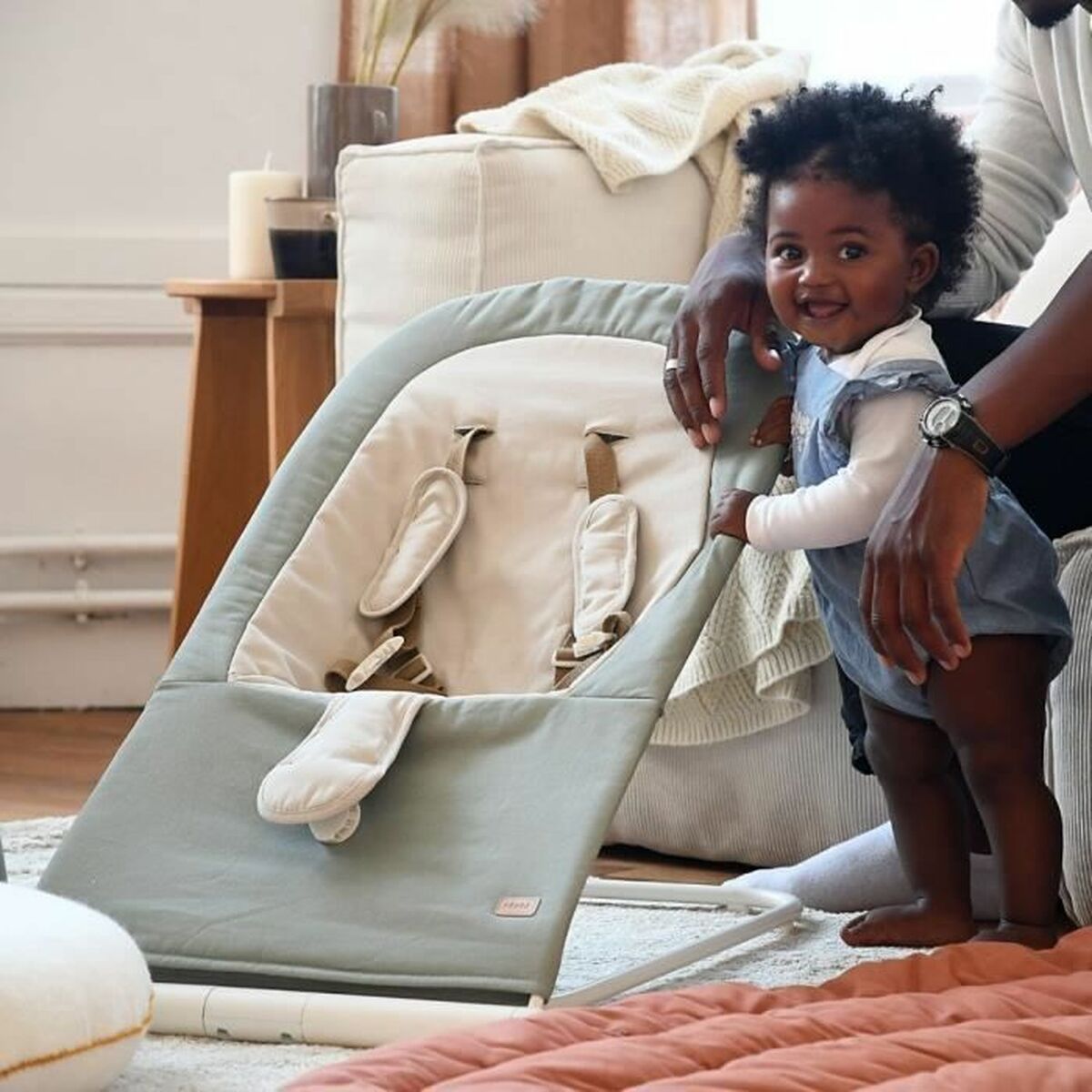 V3H3B21091368F3D900AE3F1F0EB0E165C1R5773546P4