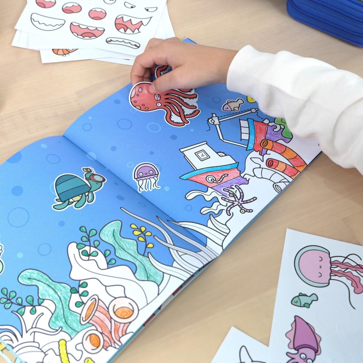 V2H74E7523B6D3F84113B3DB23E6CD501C0R7489300P7